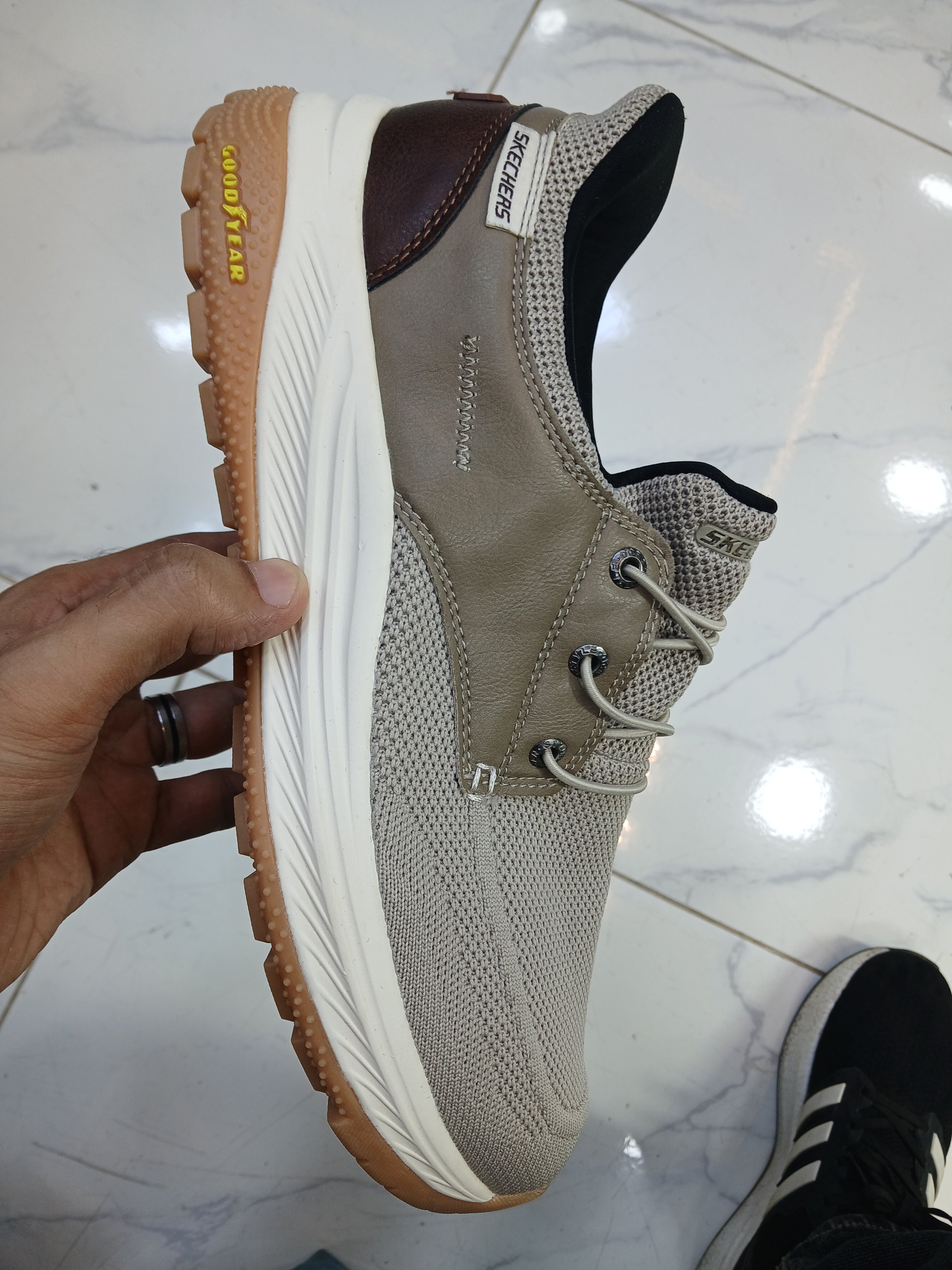 Skechers Hands Free Slip-ins® Relaxed Fit